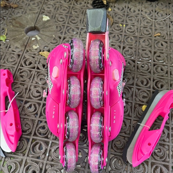 Barbie Convertible Adjustable Inline Skates and Ice Skates Size Y13 Y12 - Picture 5 of 10